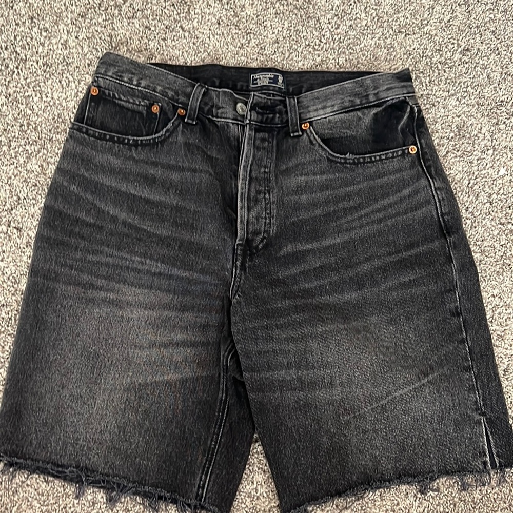 Abercrombie high rise short